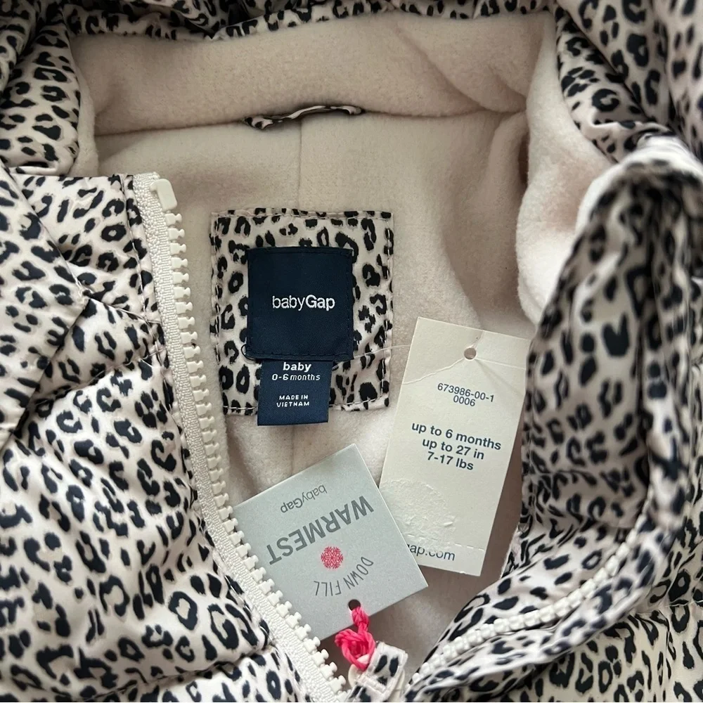 GAP Baby Girl’s Warmest Dawn Snowsuit Puffer size 0-6 months